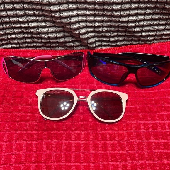 SUNGLASSES BUNDLE 3 pairs ZZ - Picture 1 of 12
